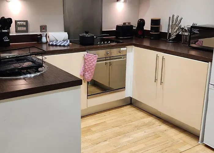 Апартаменты Modern 1br - Centre - Balcony Views Лидс