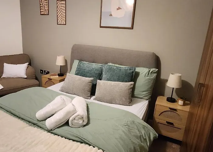 Apartman Modern 1br - Centre - Balcony Views *