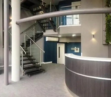 Apartment Modern 1br - Centre - Balcony Views Leeds (West Yorkshire)